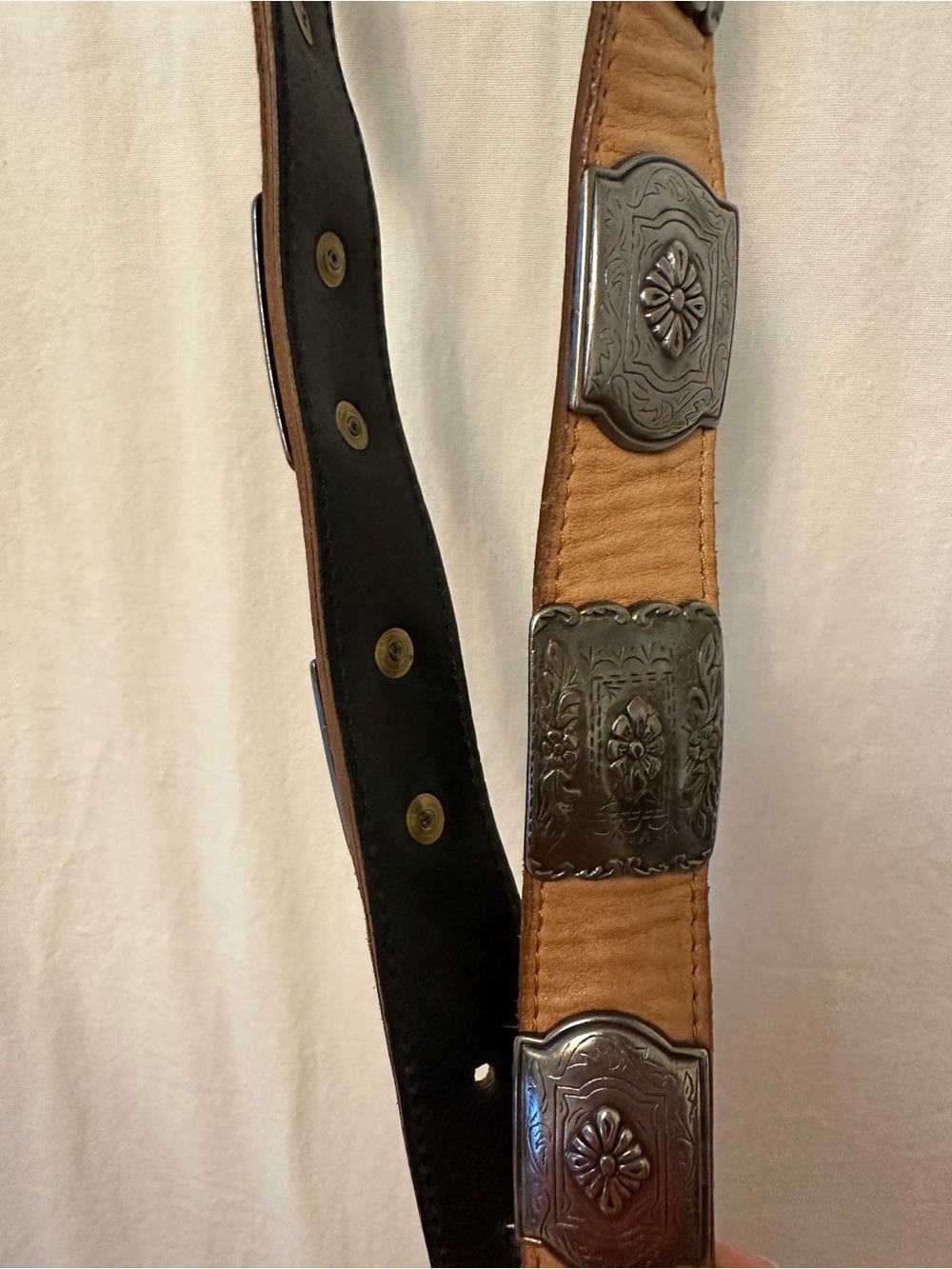 Vintage Details USA Genuine Leather Concho Belt Cognac Tan Western Boho XS/S - Picture 7 of 10